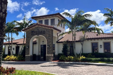 Townhouse in Homestead, Florida 3 bedrooms, 152.55 sq.m. № 1942178 - photo 22