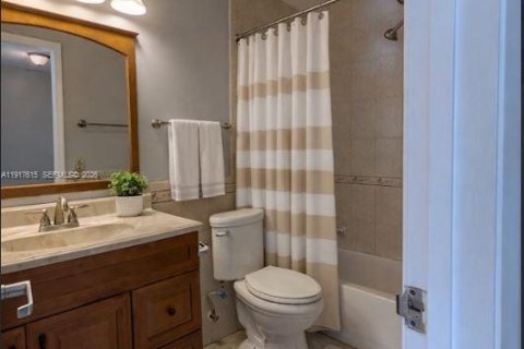 Condo in Sunrise, Florida, 3 bedrooms  № 1994988 - photo 8