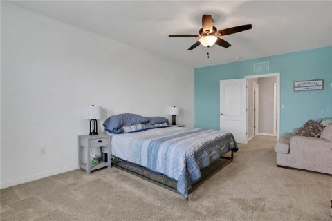 House in Lake Alfred, Florida 5 bedrooms, 248.42 sq.m. № 1341804 - photo 18