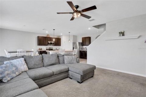 House in Lake Alfred, Florida 5 bedrooms, 248.42 sq.m. № 1341804 - photo 6