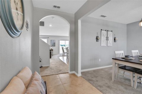 House in Lake Alfred, Florida 5 bedrooms, 248.42 sq.m. № 1341804 - photo 7
