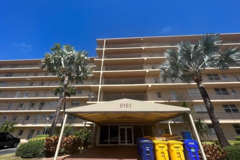 Copropriété à vendre à Boca Raton, Floride: 3 chambres, 111.48 m2 № 921003 - photo 1