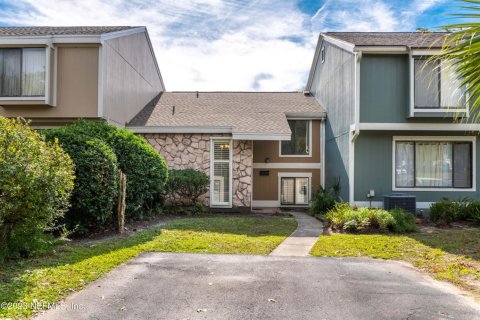 Condo in Jacksonville, Florida, 3 bedrooms  № 861884 - photo 1