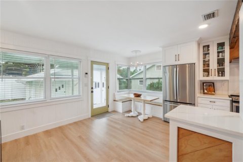 House in Tampa, Florida 3 bedrooms, 117.43 sq.m. № 1773671 - photo 18