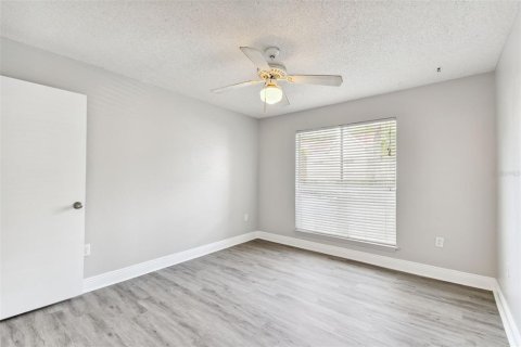 Condo in Tampa, Florida, 1 bedroom № 2306407 - photo 10