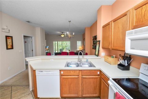 Adosado en venta en Kissimmee, Florida, 3 dormitorios, 119.94 m2 № 1917769 - foto 10