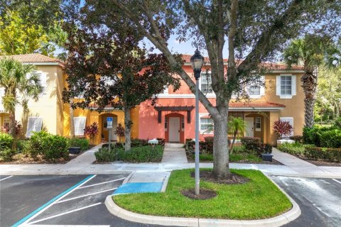 Adosado en venta en Kissimmee, Florida, 3 dormitorios, 119.94 m2 № 1917769 - foto 1