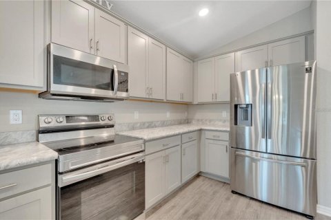 Casa en alquiler en Haines City, Florida, 3 dormitorios, 138.05 m2 № 1906065 - foto 17