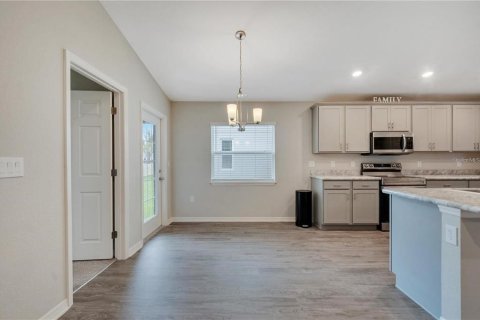 Casa en alquiler en Haines City, Florida, 3 dormitorios, 138.05 m2 № 1906065 - foto 8