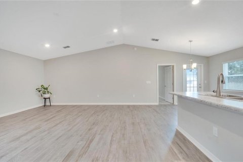 Casa en alquiler en Haines City, Florida, 3 dormitorios, 138.05 m2 № 1906065 - foto 9