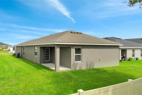 Casa en alquiler en Haines City, Florida, 3 dormitorios, 138.05 m2 № 1906065 - foto 2