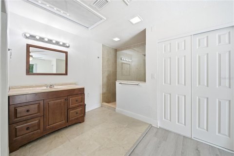 Immobilier commercial à vendre à Orlando, Floride: 181.81 m2 № 2094058 - photo 12