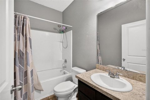 Villa ou maison à vendre à Groveland, Floride: 4 chambres, 169.55 m2 № 2418339 - photo 30