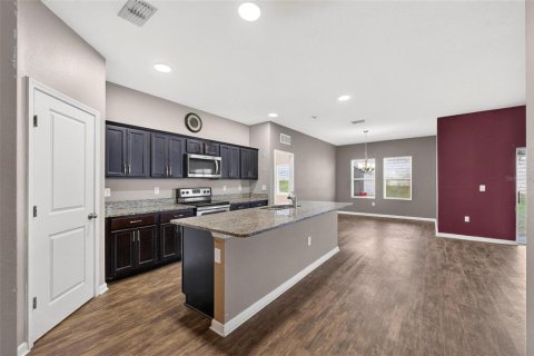 Villa ou maison à vendre à Groveland, Floride: 4 chambres, 169.55 m2 № 2418339 - photo 5