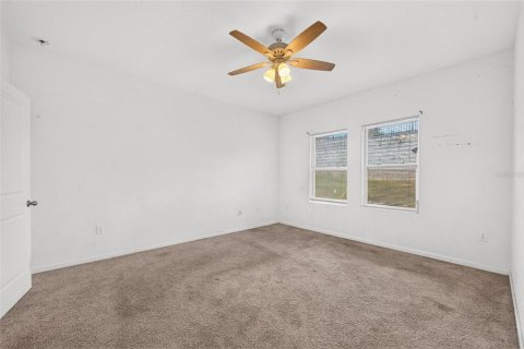 Villa ou maison à vendre à Groveland, Floride: 4 chambres, 169.55 m2 № 2418339 - photo 18