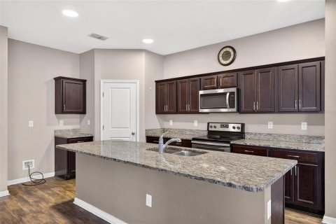 Villa ou maison à vendre à Groveland, Floride: 4 chambres, 169.55 m2 № 2418339 - photo 8