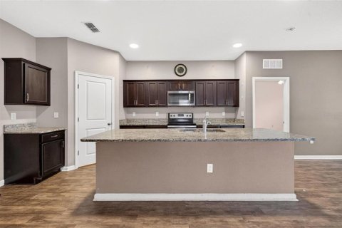 Villa ou maison à vendre à Groveland, Floride: 4 chambres, 169.55 m2 № 2418339 - photo 6