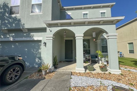 Villa ou maison à louer à Land O' Lakes, Floride: 5 chambres, 243.5 m2 № 1813665 - photo 2