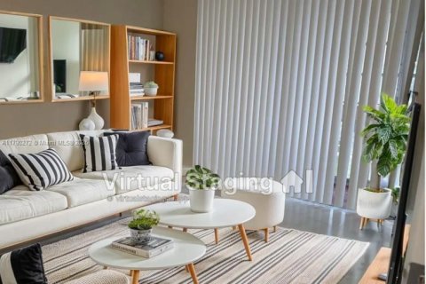 Condominio en venta en Miami, Florida, 1 dormitorio, 72.37 m2 № 2034267 - foto 2