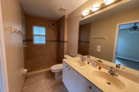 Touwnhouse à louer à Tamarac, Floride: 3 chambres, 131.64 m2 № 2079878 - photo 12