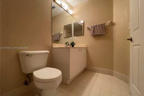 Touwnhouse à louer à Tamarac, Floride: 3 chambres, 131.64 m2 № 2079878 - photo 6