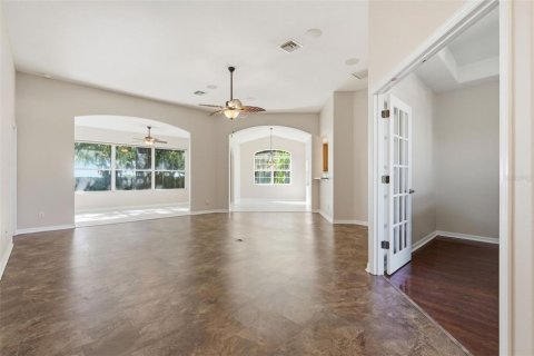 Villa ou maison à vendre à Tavares, Floride: 2 chambres, 200.95 m2 № 2416568 - photo 12