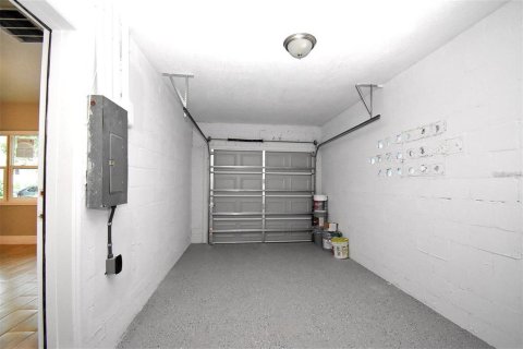 House in Cocoa, Florida 3 bedrooms, 92.53 sq.m. № 2349188 - photo 6