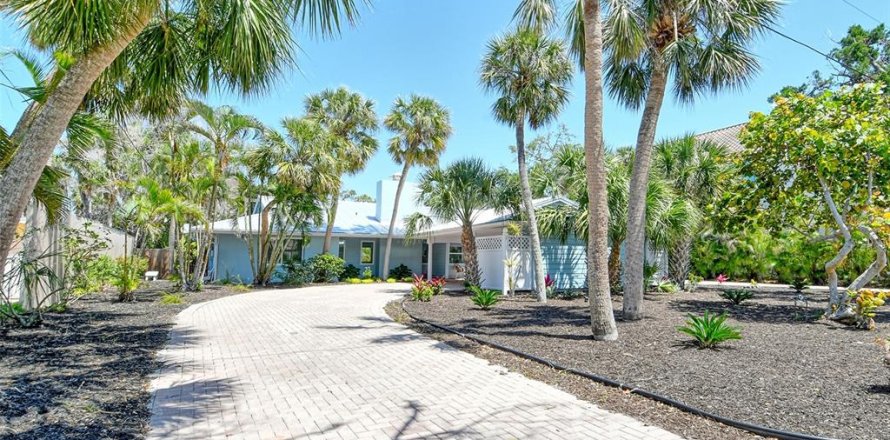 Casa en Sarasota, Florida 4 dormitorios, 226.59 m2 № 1648307