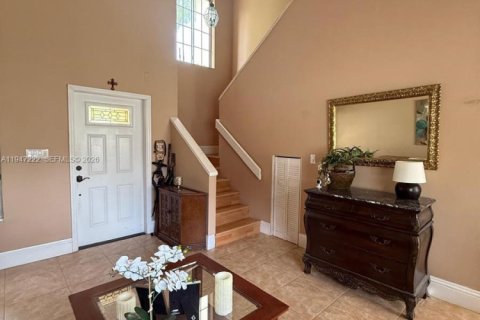 Villa ou maison à vendre à Miami, Floride: 3 chambres, 155.05 m2 № 2055171 - photo 3