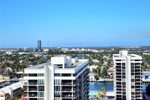 Condo in Hallandale Beach, Florida, 1 bedroom  № 2022054 - photo 7