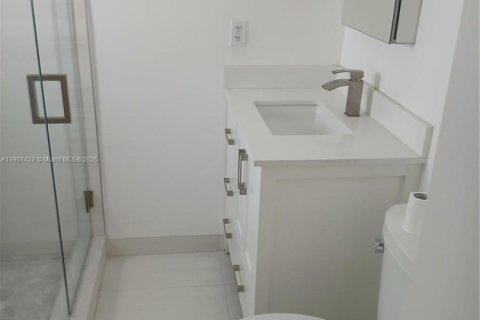 Touwnhouse à louer à Boca Raton, Floride: 3 chambres, 132.66 m2 № 1953169 - photo 12