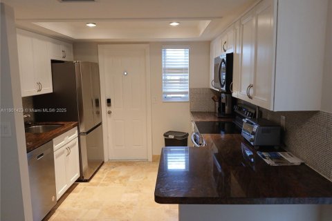 Touwnhouse à louer à Boca Raton, Floride: 3 chambres, 132.66 m2 № 1953169 - photo 6