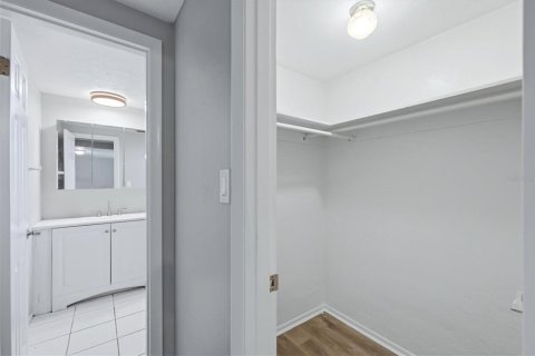 Купить виллу или дом в Сарасота, Флорида 6 комнат, 139.07м2, № 2238233 - фото 23
