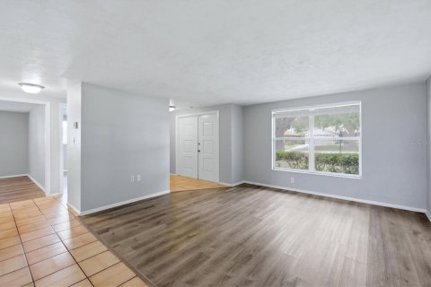 Купить виллу или дом в Сарасота, Флорида 6 комнат, 139.07м2, № 2238233 - фото 9