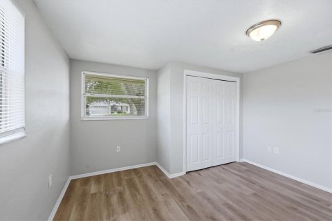 Купить виллу или дом в Сарасота, Флорида 6 комнат, 139.07м2, № 2238233 - фото 28