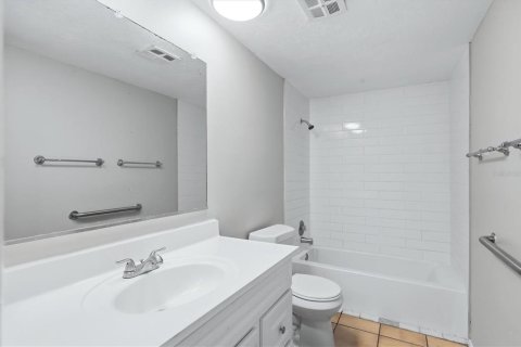 Купить виллу или дом в Сарасота, Флорида 6 комнат, 139.07м2, № 2238233 - фото 29