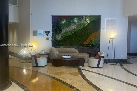 Condo in Sunny Isles Beach, Florida, 1 bedroom  № 1794724 - photo 1