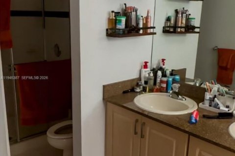 Купить таунхаус в Пемброк-Пайнс, Флорида 3 спальни, 213.68м2, № 2001815 - фото 14