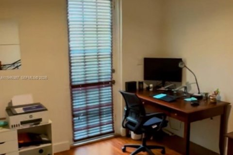 Купить таунхаус в Пемброк-Пайнс, Флорида 3 спальни, 213.68м2, № 2001815 - фото 22