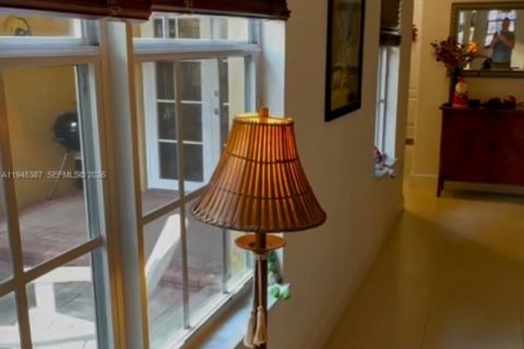 Купить таунхаус в Пемброк-Пайнс, Флорида 3 спальни, 213.68м2, № 2001815 - фото 20