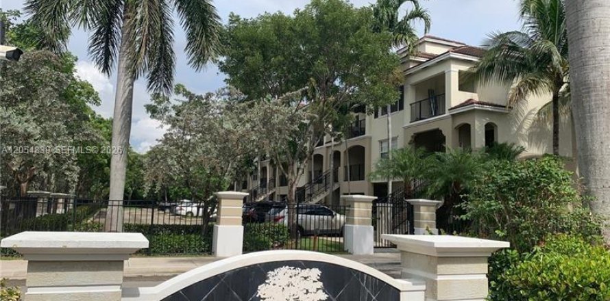 Condo in Coral Springs, Florida, 1 bedroom № 2251870