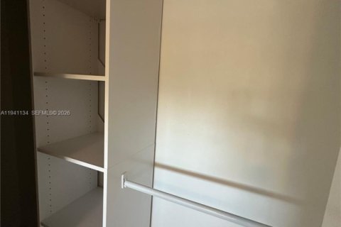 Appartement à louer à North Miami, Floride: 2 chambres, 69.68 m2 № 1998112 - photo 9