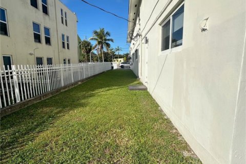 Appartement à louer à North Miami, Floride: 2 chambres, 69.68 m2 № 1998112 - photo 14