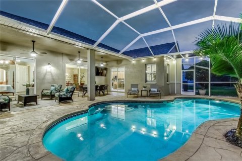 House in Tampa, Florida 4 bedrooms, 224.45 sq.m. № 1885045 - photo 5