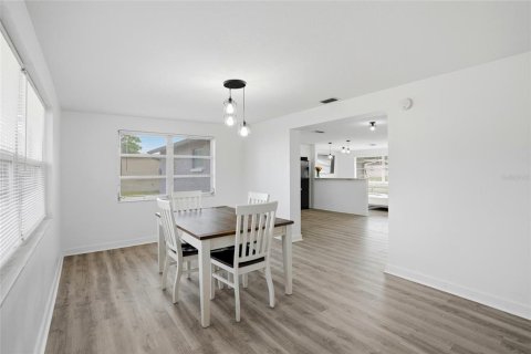 Casa en venta en Port Richey, Florida, 2 dormitorios, 110.37 m2 № 2096503 - foto 16