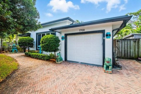 House in Oakland Park, Florida 3 bedrooms, 227.33 sq.m. № 1887153 - photo 3