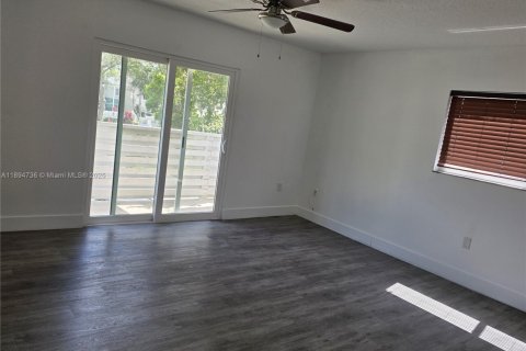 Adosado en venta en Plantation, Florida, 3 dormitorios, 151.62 m2 № 1947189 - foto 26