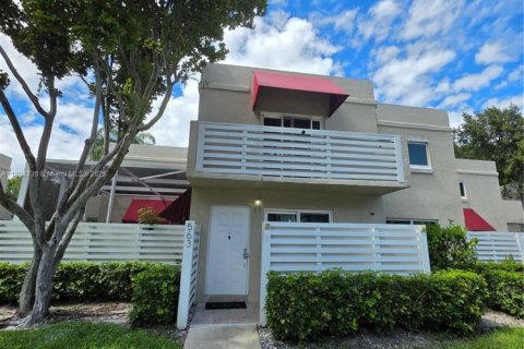 Adosado en venta en Plantation, Florida, 3 dormitorios, 151.62 m2 № 1947189 - foto 5