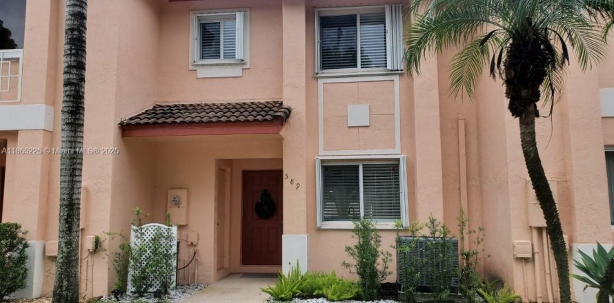 Touwnhouse à Pembroke Pines, Floride 2 chambres, 103.49 m2 № 1893447