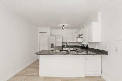 Condominio en venta en Ocala, Florida, 2 dormitorios, 115.48 m2 № 2202179 - foto 18